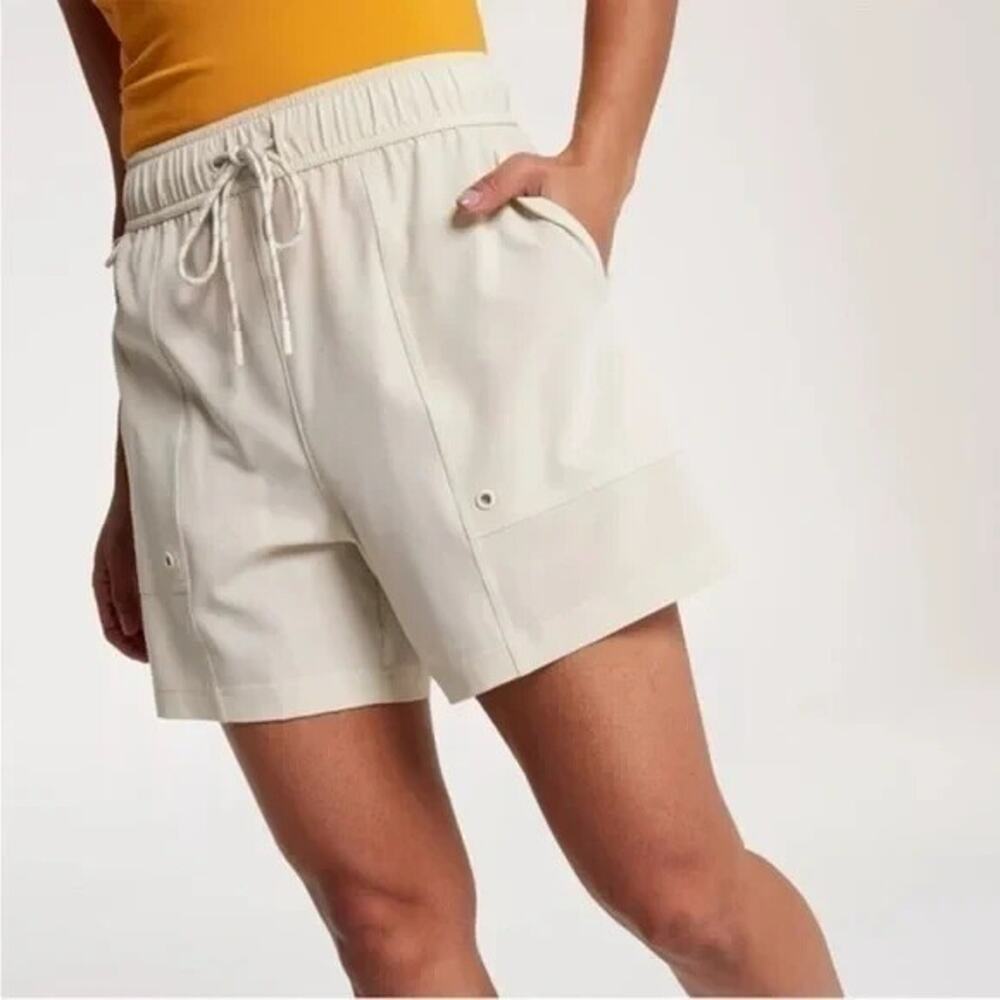Calia Hike Shorts Women's Sage Dune Relaxed Fit Drawstring Waist XS NWT